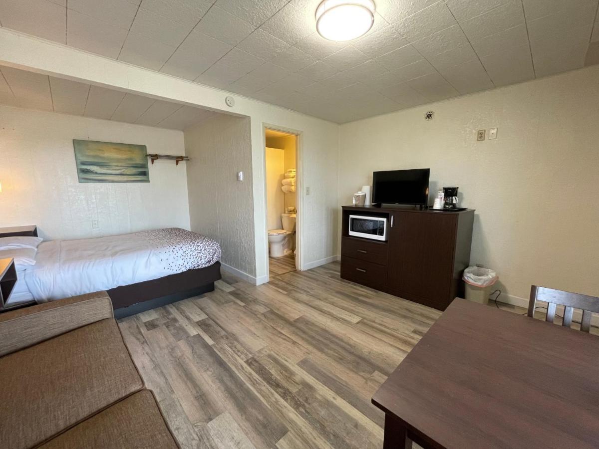 Holiday Motel เวสต์พอร์ต ภายนอก รูปภาพ